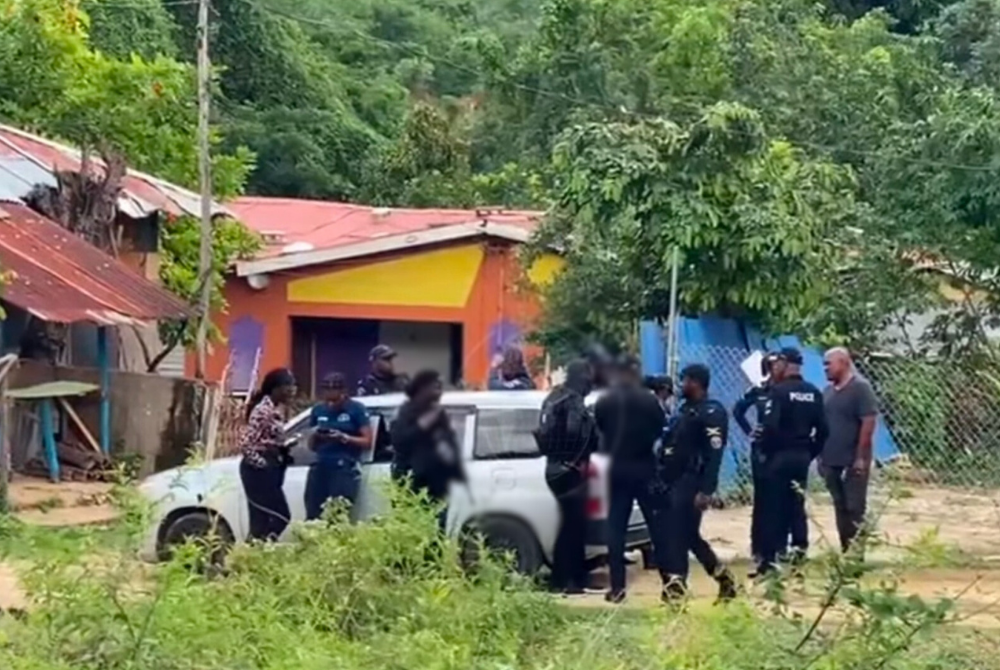 Police Fatally Shoot Three During Intelligence-Led Operation in St Toolies